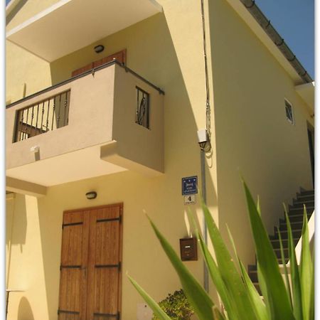 Bubi Hvar Apartments 1 フヴァル エクステリア 写真