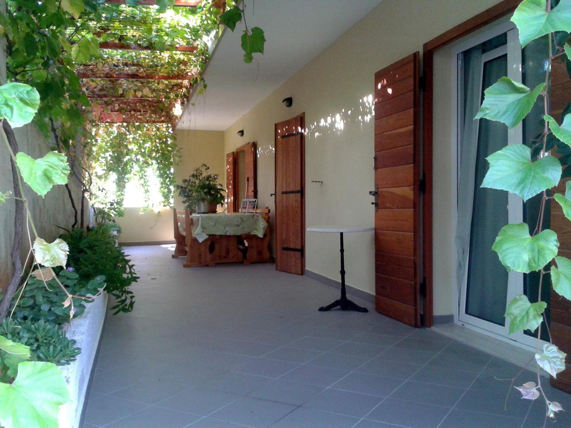 Bubi Hvar Apartments 1 フヴァル エクステリア 写真